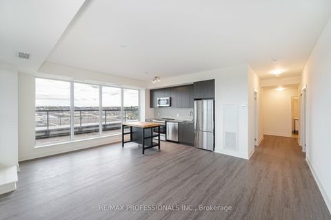Photo 3 at 504 - 185 Deerfield Road, Central Newmarket, Newmarket