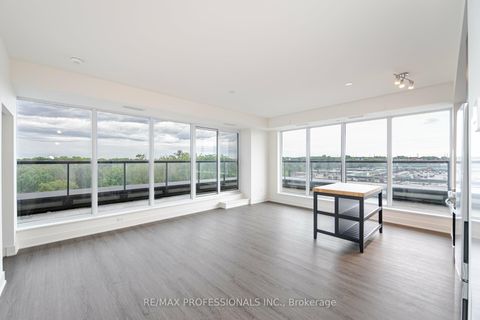 Photo 7 at 504 - 185 Deerfield Road, Central Newmarket, Newmarket