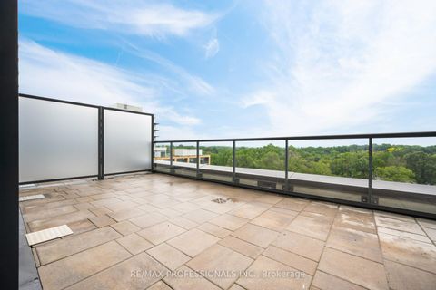 Photo 9 at 504 - 185 Deerfield Road, Central Newmarket, Newmarket
