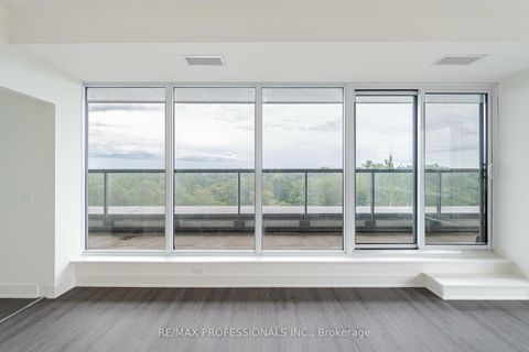 Photo 10 at 504 - 185 Deerfield Road, Central Newmarket, Newmarket