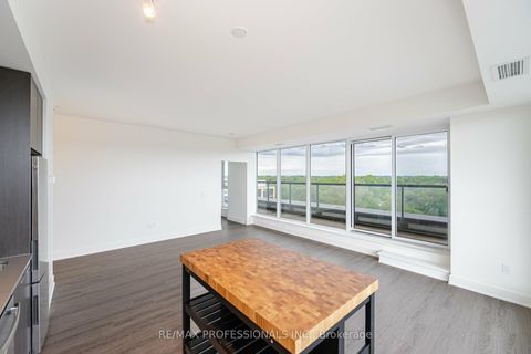 Photo 13 at 504 - 185 Deerfield Road, Central Newmarket, Newmarket