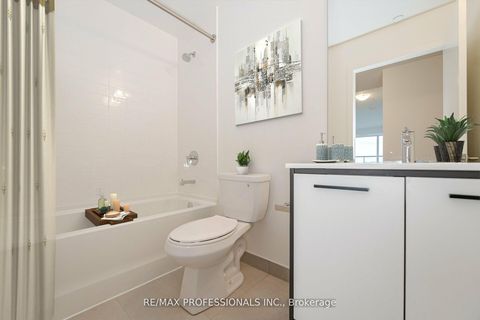 Photo 25 at 504 - 185 Deerfield Road, Central Newmarket, Newmarket