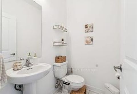 Photo 20 at 39 Turnberry Lane, Painswick South, Barrie