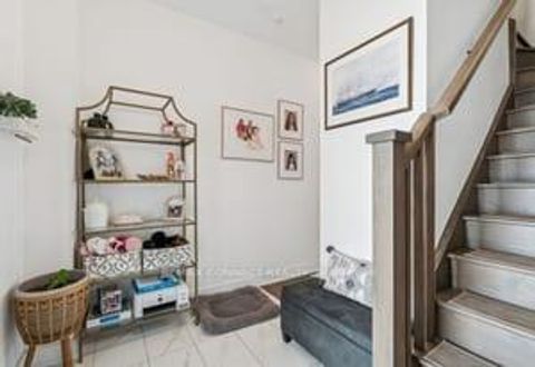 Photo 22 at 39 Turnberry Lane, Painswick South, Barrie