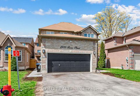 Photo 1 at 1911 Swan Street, Alcona, Innisfil