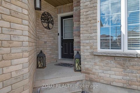 Photo 2 at 1911 Swan Street, Alcona, Innisfil