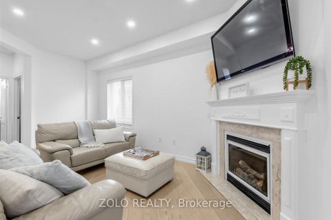 Photo 13 at 1911 Swan Street, Alcona, Innisfil