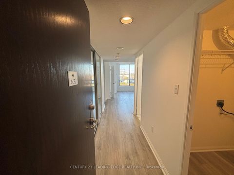 Photo 3 at 405 - 101 Subway Crescent, City Centre West, Toronto