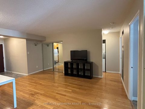 Photo 3 at 1401 - 1055 Bay Street, Bay Street Corridor, Toronto