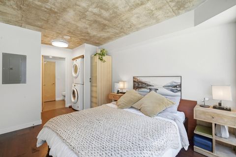 Photo 10 at 209 - 1005 King Street W, Niagara, Toronto
