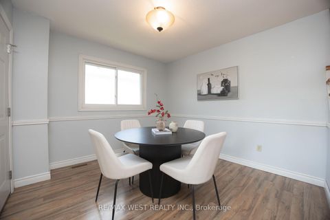 Photo 12 at 14 Souch Court, Bowmanville, Clarington