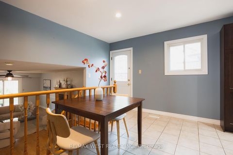 Photo 14 at 14 Souch Court, Bowmanville, Clarington