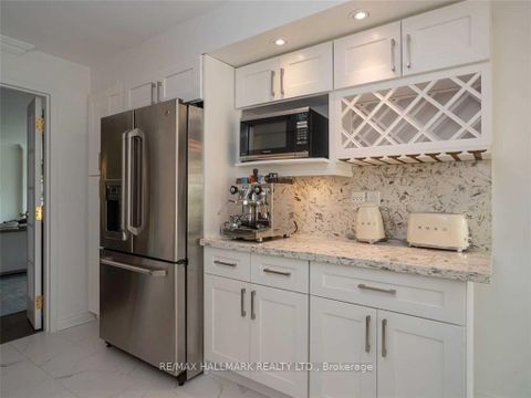 Photo 15 at 404 - 251 Queens Quay W, Waterfront Communities C1, Toronto
