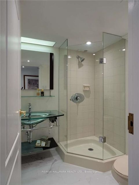 Photo 28 at 404 - 251 Queens Quay W, Waterfront Communities C1, Toronto