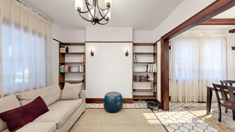 Photo 4 at 39 Exeter Street, Pellam Park, Toronto