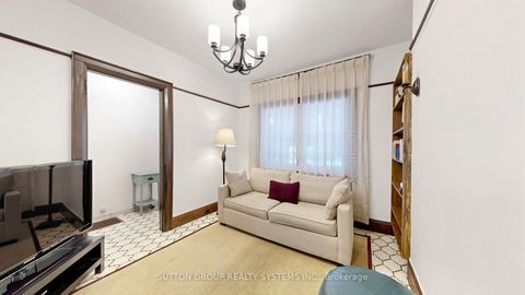 Photo 6 at 39 Exeter Street, Pellam Park, Toronto
