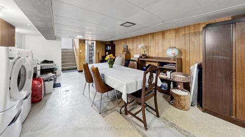 Photo 32 at 39 Exeter Street, Pellam Park, Toronto