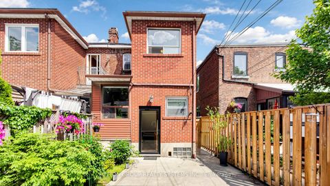 Photo 39 at 39 Exeter Street, Pellam Park, Toronto