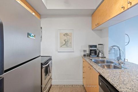 Photo 5 at 1408 - 8 Scollard Street, Annex, Toronto