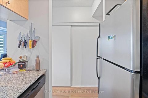 Photo 6 at 1408 - 8 Scollard Street, Annex, Toronto