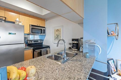 Photo 7 at 1408 - 8 Scollard Street, Annex, Toronto