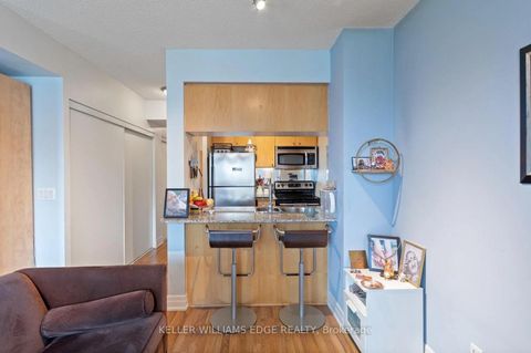 Photo 8 at 1408 - 8 Scollard Street, Annex, Toronto