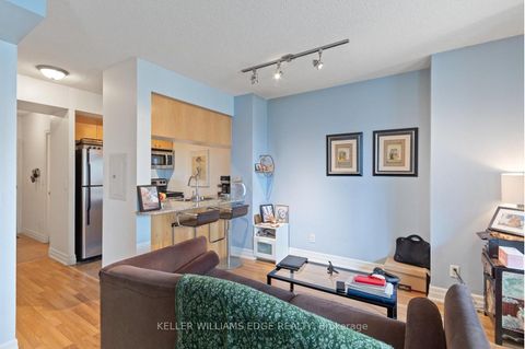 Photo 9 at 1408 - 8 Scollard Street, Annex, Toronto