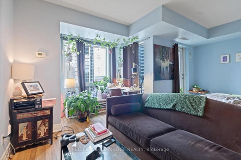 Photo 12 at 1408 - 8 Scollard Street, Annex, Toronto