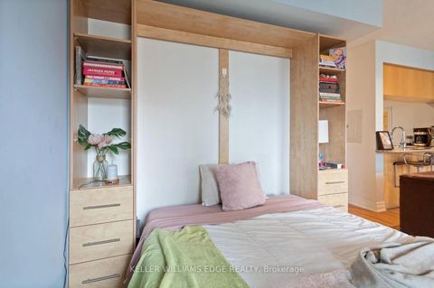 Photo 17 at 1408 - 8 Scollard Street, Annex, Toronto