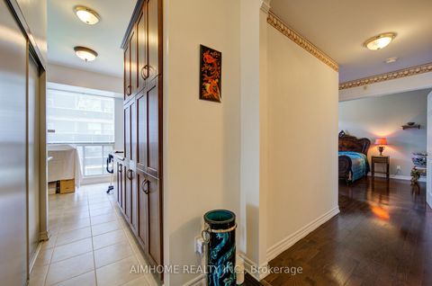 Photo 20 at 609 - 4200 Bathurst Street, Westgate, Toronto
