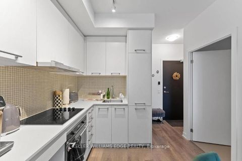 Photo 4 at 1901 - 87 Peter Street, Waterfront Communities C1, Toronto
