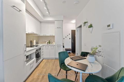 Photo 5 at 1901 - 87 Peter Street, Waterfront Communities C1, Toronto