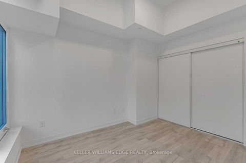 Photo 9 at 202 - 2 Augusta Avenue, Waterfront Communities C1, Toronto