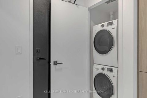 Photo 12 at 202 - 2 Augusta Avenue, Waterfront Communities C1, Toronto