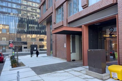 Photo 13 at 202 - 2 Augusta Avenue, Waterfront Communities C1, Toronto
