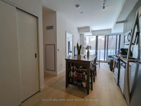 Photo 4 at 507 - 2A Church Street, Waterfront Communities C8, Toronto