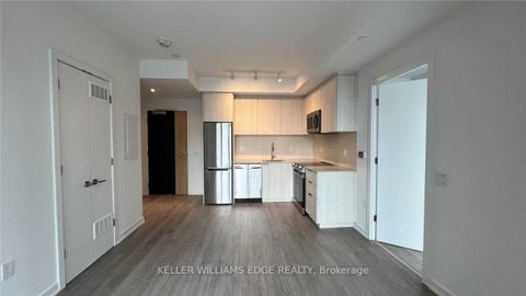 Photo 3 at 818 - 50 Power Street, Moss Park, Toronto