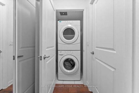 Photo 14 at 809 - 215 Sherway Gardens Road, City Centre West, Toronto