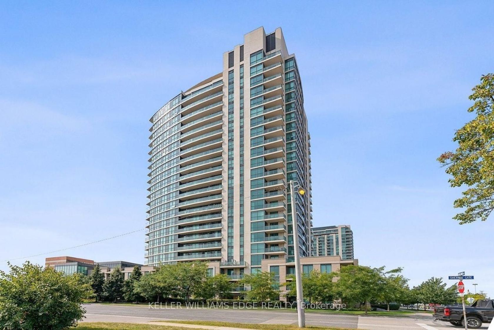 809 - 215 Sherway Gardens Road, City Centre West, Toronto photo number 2