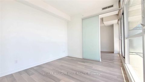 Photo 5 at 3602 - 290 Adelaide Street W, Waterfront Communities C1, Toronto