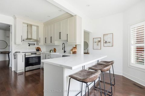 Photo 10 at 45 Oban Avenue, Maple, Vaughan