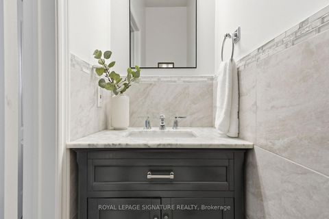 Photo 19 at 45 Oban Avenue, Maple, Vaughan