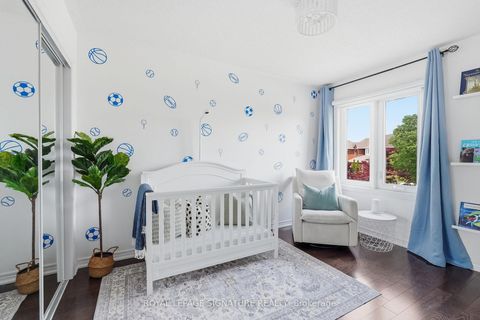 Photo 33 at 45 Oban Avenue, Maple, Vaughan