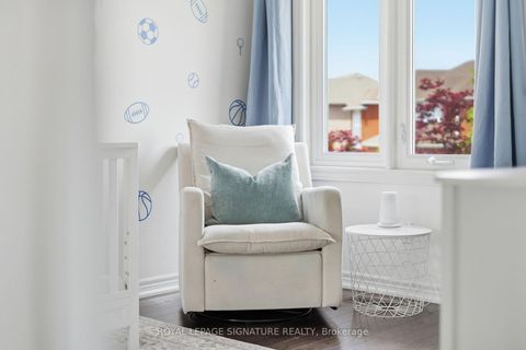 Photo 35 at 45 Oban Avenue, Maple, Vaughan