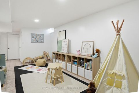 Photo 44 at 45 Oban Avenue, Maple, Vaughan