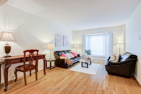 Photo 7 at 50 Piccadilly Road, Doncrest, Richmond Hill
