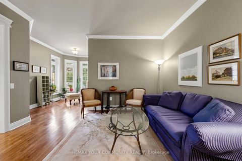 Photo 6 at 104 Westbury Court, Westbrook, Richmond Hill