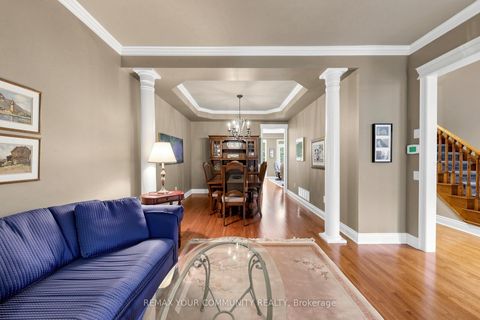 Photo 9 at 104 Westbury Court, Westbrook, Richmond Hill