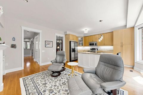 Photo 18 at 104 Westbury Court, Westbrook, Richmond Hill