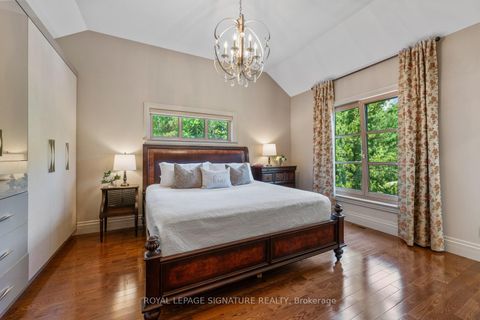 Photo 16 at 30 Kingswood Drive, Rural King, King